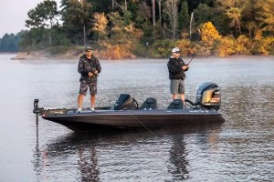 zx150 bass boat two men fishing